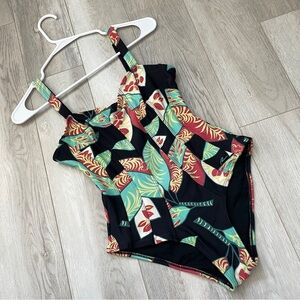 Rygy Retro Swimsuit one piece womens Black medium tropical vacation tiki resort